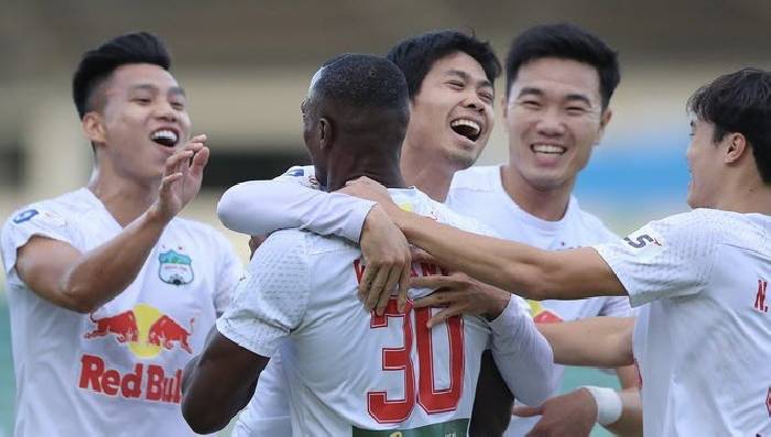 Bảng xếp hạng V.League mới nhất 2/5: HAGL chia điểm, Viettel &aacute;p s&aacute;t ng&ocirc;i đầu