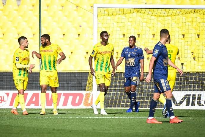 K&egrave;o b&oacute;ng đ&aacute; Ph&aacute;p h&ocirc;m nay 2/5: Brest vs Nantes