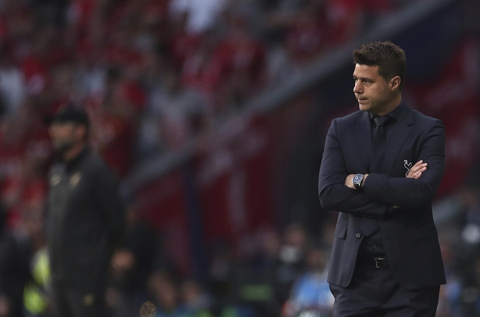 Thua trận cầu lịch sử, HLV Tottenham kh&ocirc;ng n&oacute;i n&ecirc;n lời