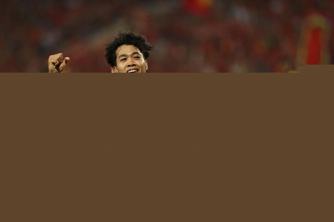 C&ocirc;ng Phượng li&ecirc;n tục xuất hiện truyền th&ocirc;ng của Bỉ