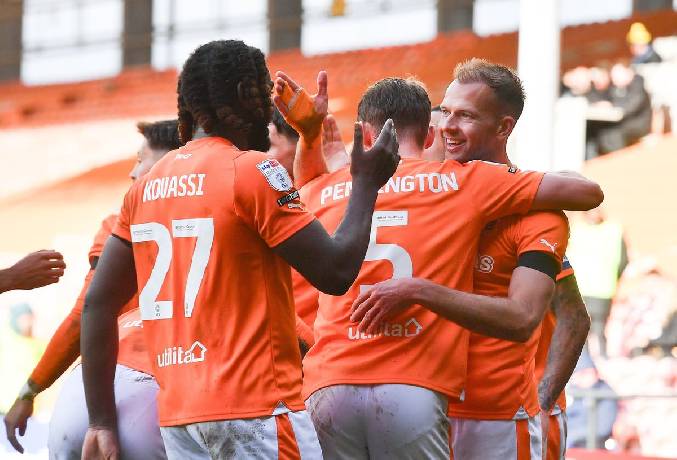 Nhận định, soi k&egrave;o Blackpool vs Stevenage, 21h00 ng&agrave;y 2/8: Đối thủ kh&oacute; nhằn