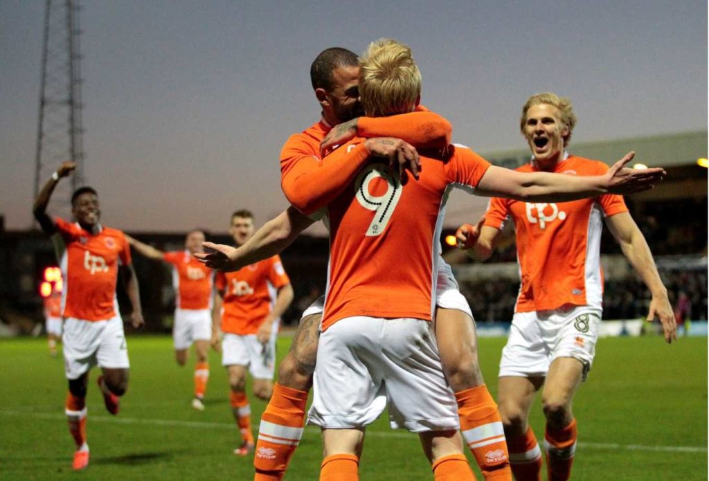 Nhận định b&oacute;ng đ&aacute; Blackpool vs Morecambe, 01h30 ng&agrave;y 4/9: Kh&aacute;ch tiếp tục sa s&uacute;t