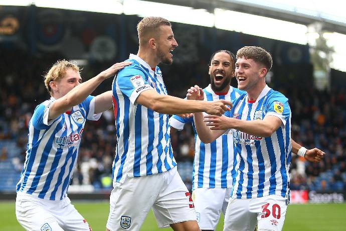 Nhận định, soi k&egrave;o Huddersfield vs U21 Newcastle, 01h45 ng&agrave;y 3/9: Bệ ph&oacute;ng s&acirc;n nh&agrave;