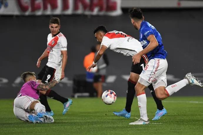 Nhận định, soi k&egrave;o Argentinos Juniors vs River Plate, 6h30 ng&agrave;y 3/10