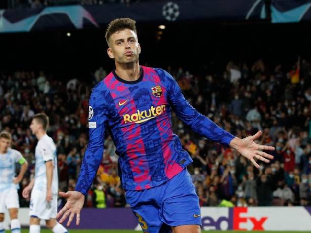 Đội h&igrave;nh ra s&acirc;n ch&iacute;nh thức Dynamo Kiev vs Barca, 3h ng&agrave;y 3/11