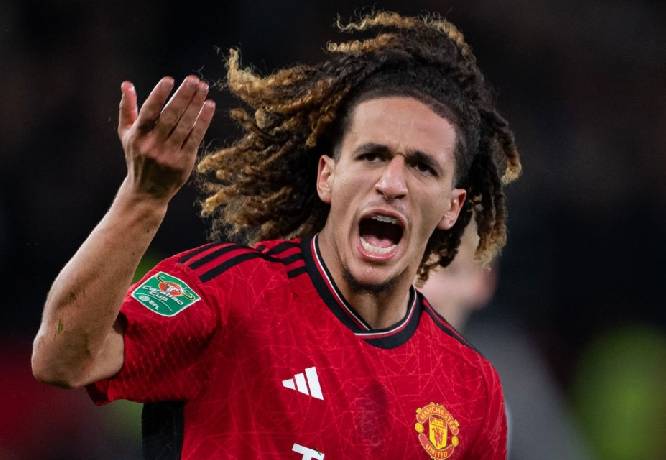 Kh&ocirc;ng phải t&acirc;n binh đắt gi&aacute; Mount, MU c&oacute; thể đặt niềm tin v&agrave;o sao mai n&agrave;y