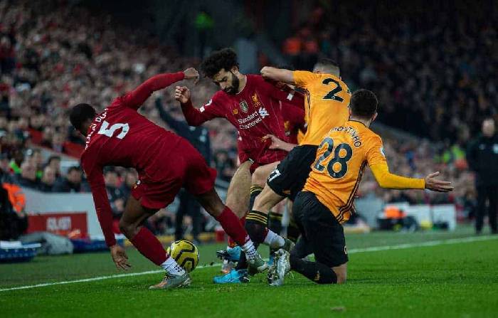 Ph&acirc;n t&iacute;ch k&egrave;o hiệp 1 Wolves vs Liverpool, 22h ng&agrave;y 4/12