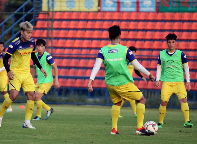 U23 Việt Nam chốt danh s&aacute;ch sơ bộ: Đ&igrave;nh Trọng bị gạch t&ecirc;n