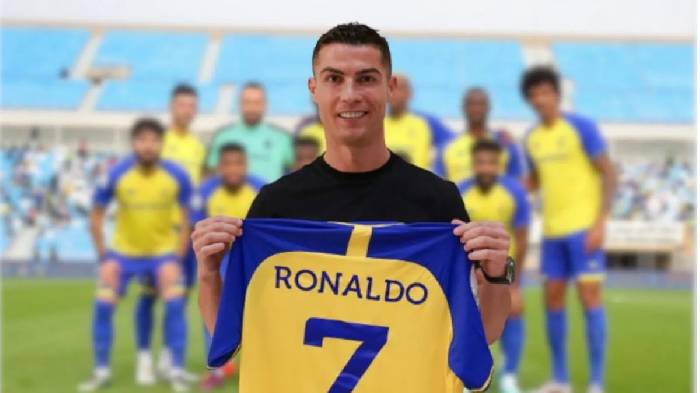 Ronaldo c&oacute; thể sớm trở lại Ngoại hạng Anh, đối đầu Man United