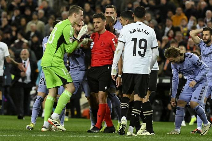 Chuy&ecirc;n gia Tony Ansell dự đo&aacute;n Valencia vs Real Madrid, 3h00 ng&agrave;y 4/1