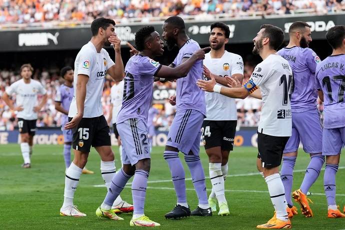 Si&ecirc;u m&aacute;y t&iacute;nh dự đo&aacute;n Valencia vs Real Madrid, 3h00 ng&agrave;y 4/1