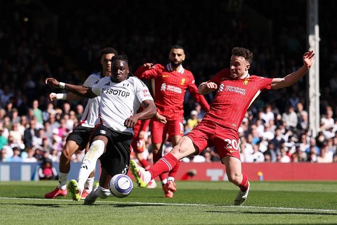 Si&ecirc;u m&aacute;y t&iacute;nh dự đo&aacute;n Fulham vs Liverpool, 22h00 ng&agrave;y 4/1