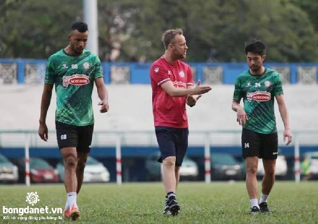 Lee Nguyễn ngỡ ng&agrave;ng trước &aacute;n phạt lạ của TP.HCM