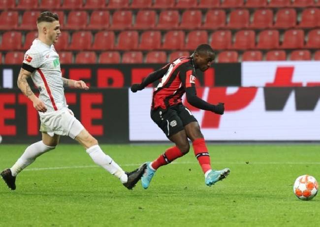 Soi k&egrave;o đặc biệt Augsburg vs Leverkusen, 2h30 ng&agrave;y 4/2