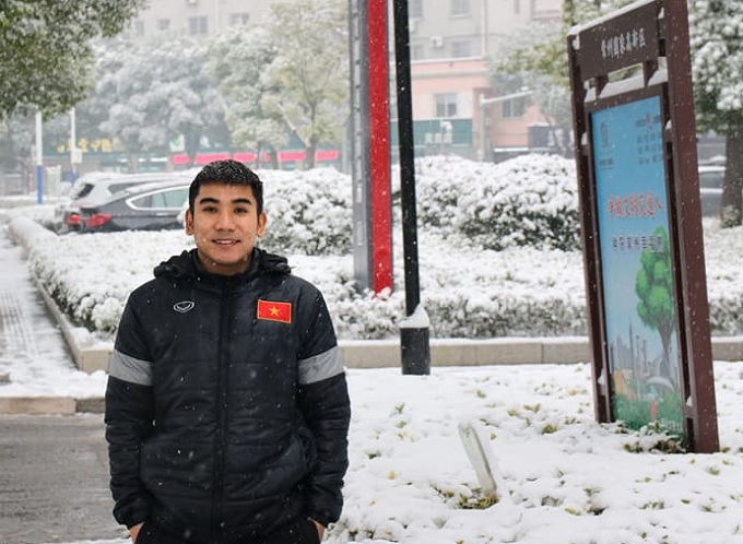 B&aacute;c sỹ U23 Việt Nam ở Thường Ch&acirc;u n&oacute;i về chấn thương d&acirc;y chằng gối