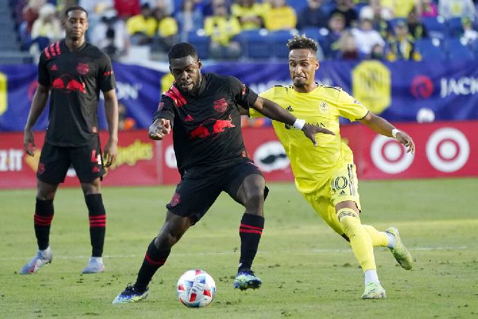 Soi k&egrave;o b&oacute;ng đ&aacute; MLS h&ocirc;m nay 5/3: NY Red Bulls vs Nashville