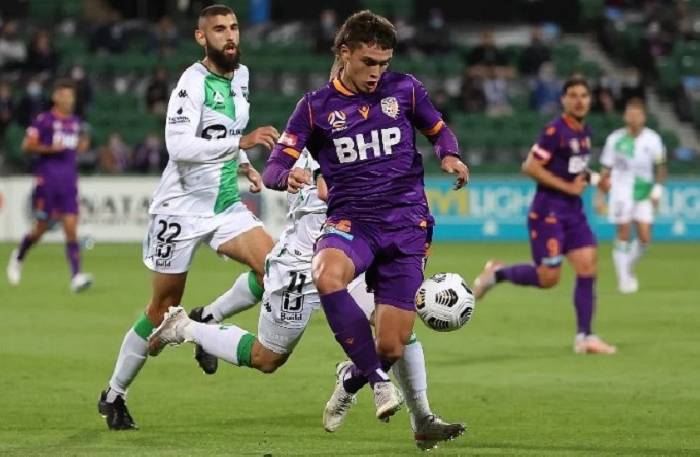 Soi k&egrave;o phạt g&oacute;c Western United vs Perth Glory, 13h ng&agrave;y 4/3