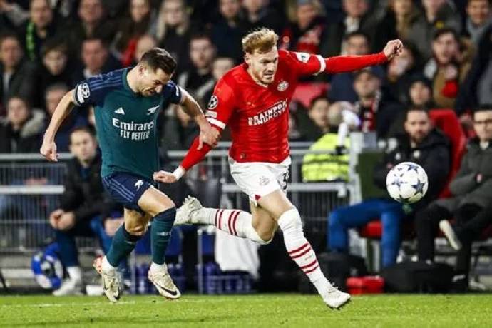Si&ecirc;u m&aacute;y t&iacute;nh dự đo&aacute;n PSV vs Arsenal, 3h00 ng&agrave;y 5/3