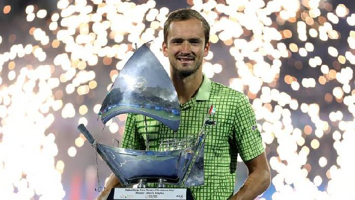 Griekspoor r&uacute;t lui v&igrave; chấn thương, Medvedev v&ocirc; địch Dubai Open d&ugrave; kh&ocirc;ng cần thi đấu