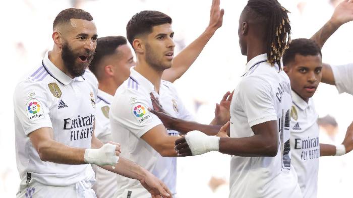 Tin Real s&aacute;ng 03/04: Benzema thiết lập kỷ lục; Ancelotti hứa hẹn với Hazard