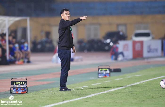 HLV Phan Thanh H&ugrave;ng đạt thỏa thuận dẫn dắt SHB Đ&agrave; Nẵng