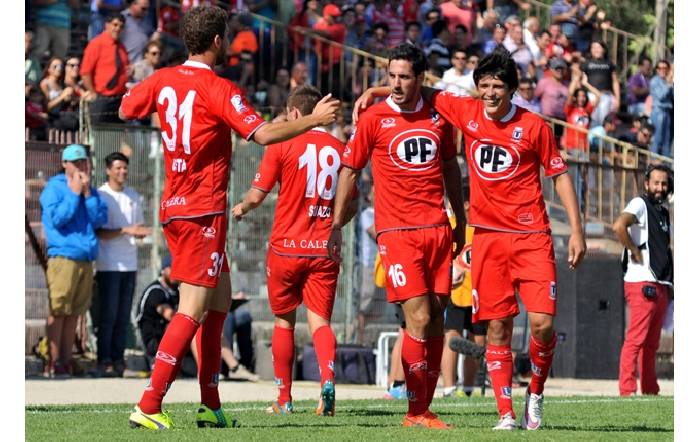 Nhận định Uni&oacute;n La Calera vs V&eacute;lez S&aacute;rsfield, 5h15 ng&agrave;y 5/5