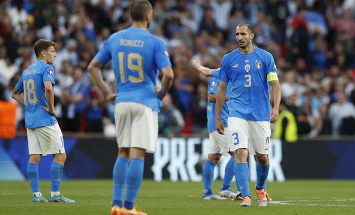 Soi k&egrave;o phạt g&oacute;c Italia vs Đức, 1h45 ng&agrave;y 5/6