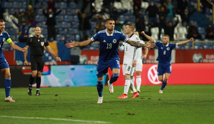 Soi k&egrave;o phạt g&oacute;c Phần Lan vs Bosnia-Herzegovina, 23h ng&agrave;y 4/6