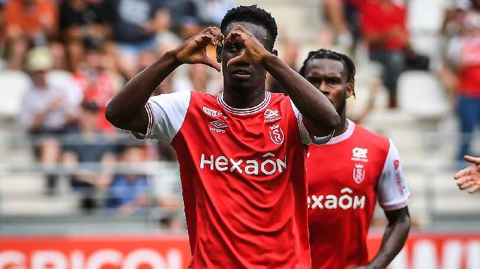 Arsenal chốt gi&aacute; 'khủng' cho sao trẻ đang rực s&aacute;ng tại Ligue 1