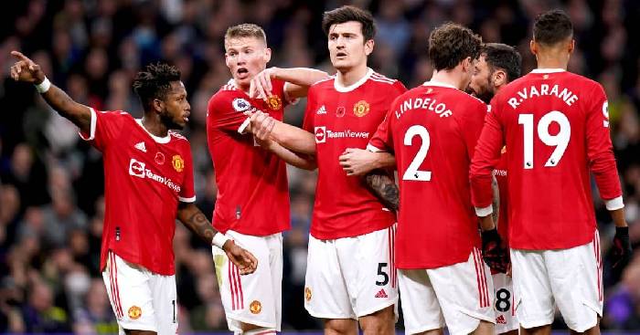 M.U chấp nhận b&aacute;n lỗ gần 100 củ để đẩy đi gấp 3 'người thừa'