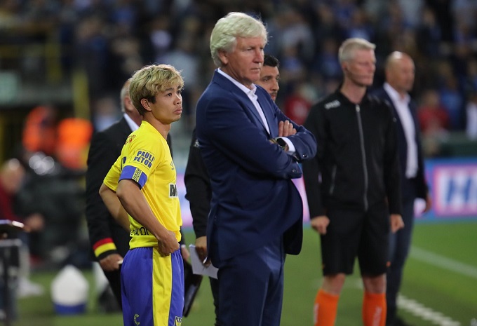 Thầy C&ocirc;ng Phượng thừa nhận cay đắng sau trận thua đậm Club Brugge
