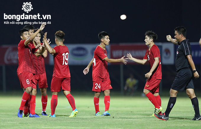 U23 Việt Nam hội qu&acirc;n 10 ng&agrave;y trong th&aacute;ng 8