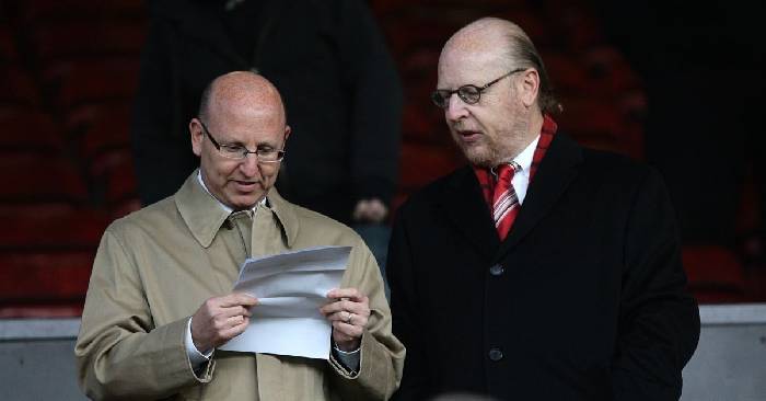 Nh&agrave; Glazer 'quay xe', h&eacute;t gi&aacute; M.U gấp đ&ocirc;i khiến đối t&aacute;c chạy mất d&eacute;p