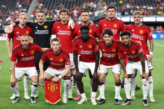 X&aacute;ch ba l&ocirc; l&ecirc;n v&agrave; đi! Th&ecirc;m 2 c&aacute;i t&ecirc;n 99% rời Man United v&agrave;o tuần tới