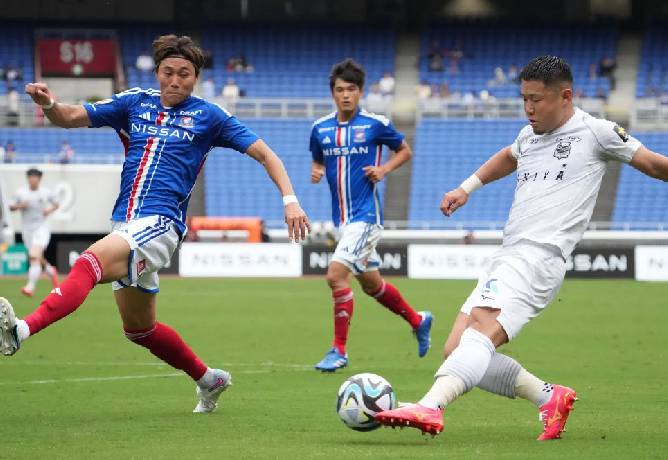 Nhận định, soi k&egrave;o Yokohama F Marinos vs Consadole Sapporo, 17h00 ng&agrave;y 4/9: Đối thủ ưa th&iacute;ch