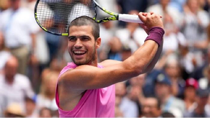 Alcaraz gi&agrave;nh v&eacute; đầu ti&ecirc;n v&agrave;o b&aacute;n kết US Open 2025