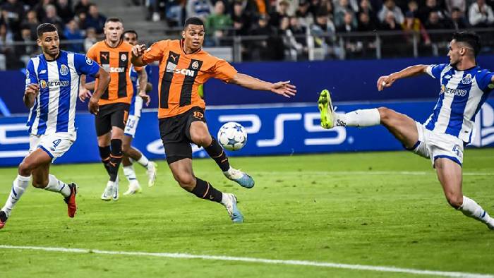 Soi k&egrave;o phạt g&oacute;c Royal Antwerp vs Shakhtar Donetsk, 23h45 ng&agrave;y 4/10