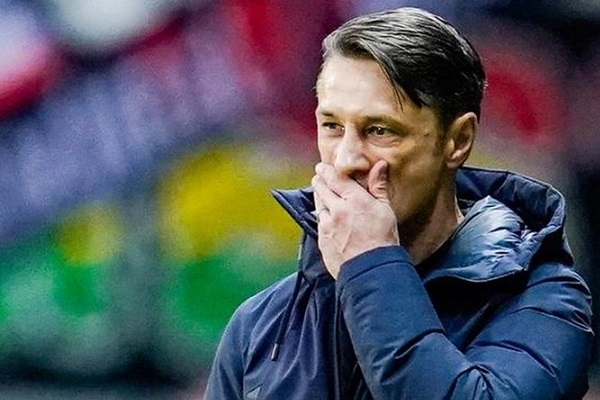 HLV Niko Kovac n&oacute;i cứng sau trận thua đậm nhất thập kỷ của Bayern