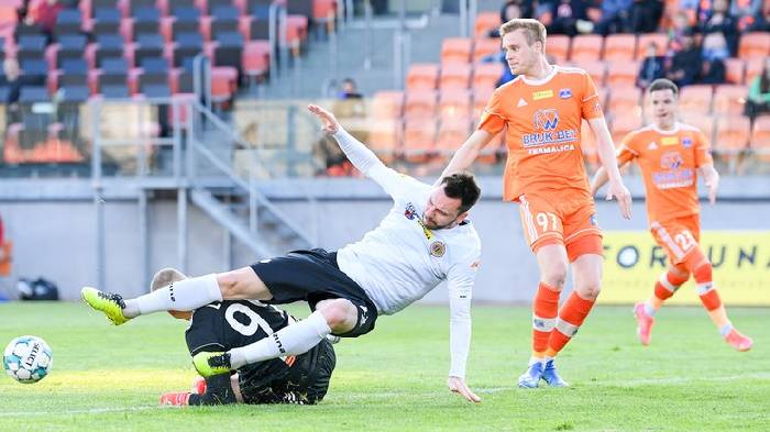 Nhận định, soi k&egrave;o Wisla Plock vs Nieciecza, 0h ng&agrave;y 6/11