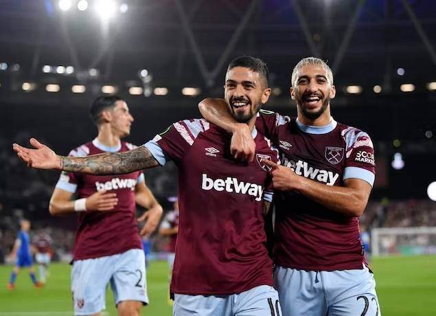 Đội h&igrave;nh ra s&acirc;n ch&iacute;nh thức Steaua Bucuresti vs West Ham, 3h ng&agrave;y 4/11 (cập nhật)