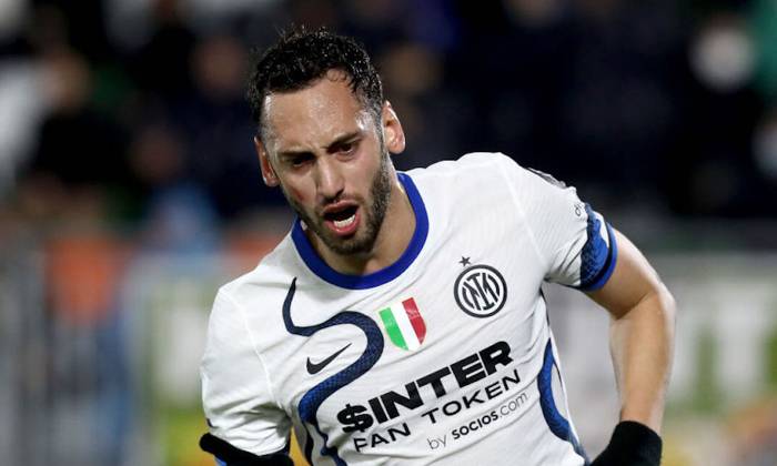 Soi k&egrave;o phạt g&oacute;c AS Roma vs Inter Milan, 0h ng&agrave;y 5/12