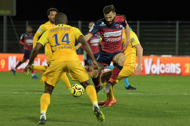 Nhận định Clermont vs Grenoble Foot, 2h00 ng&agrave;y 6/1