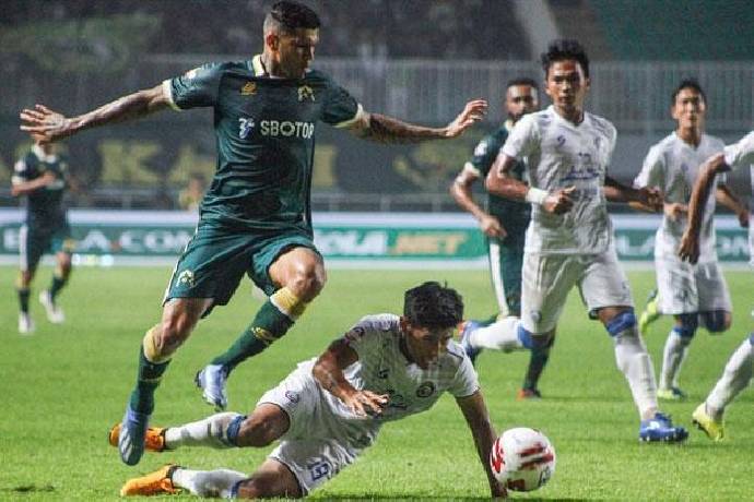 Nhận định, soi k&egrave;o Arema vs TIRA-Persikabo, 18h15 ng&agrave;y 5/1