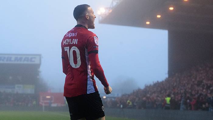 Nhận định, soi k&egrave;o Lincoln City vs Peterborough, 19h00 ng&agrave;y 4/1: Thắng tiếp