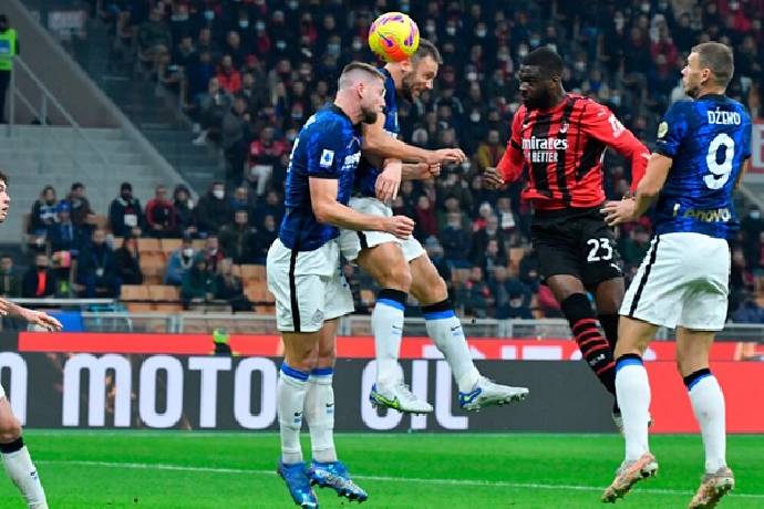 Soi k&egrave;o phạt g&oacute;c Inter Milan vs AC Milan, 0h00 ng&agrave;y 6/2