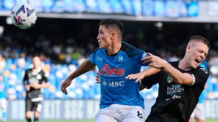 Dự đo&aacute;n, soi k&egrave;o thẻ v&agrave;ng Spezia vs Napoli, 18h30 ng&agrave;y 5/2