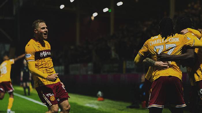 Nhận định, soi k&egrave;o Dundee vs Motherwell, 2h45 ng&agrave;y 5/2: Ch&ecirc;nh lệch