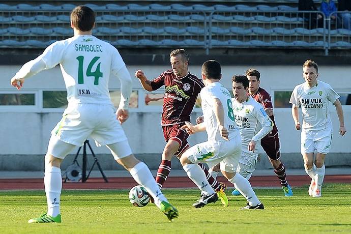 Nhận định, soi k&egrave;o Podvinci với Triglav Kranj, 20h45 ng&agrave;y 5/3: Kh&aacute;ch lấn chủ