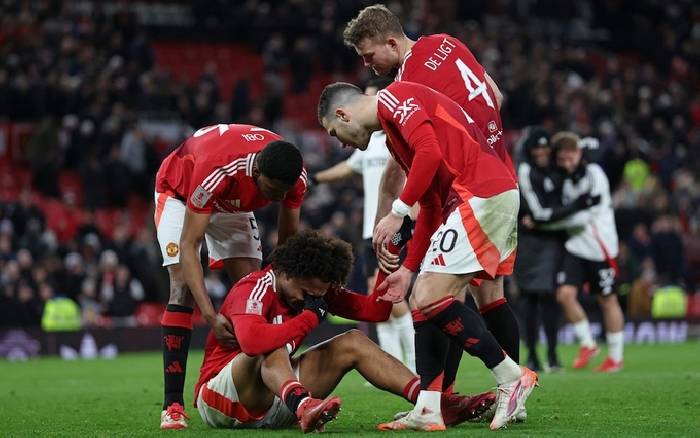 MU c&oacute; thể mất 11 cầu thủ ở trận đấu với Real Sociedad