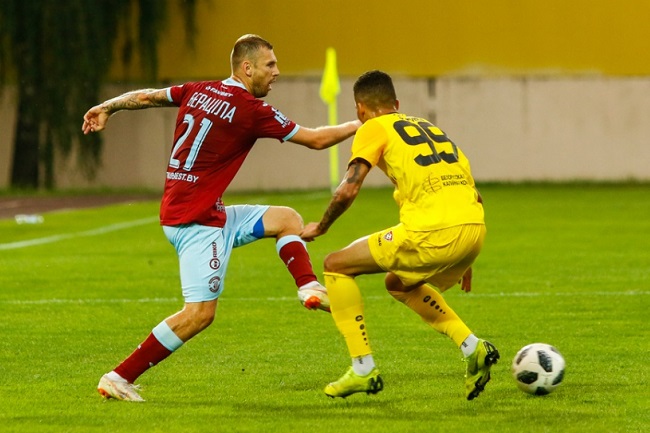 Nhận định b&oacute;ng đ&aacute; Dinamo Brest vs Shakhter Soligorsk, 23h30 ng&agrave;y 8/4